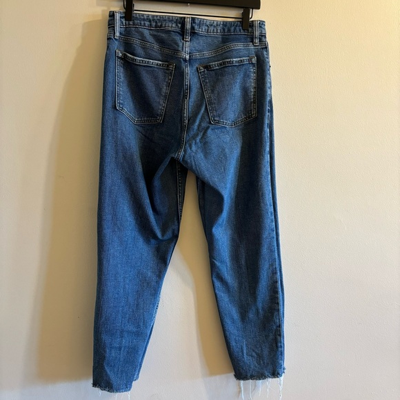 Abercrombie & Fitch The Mom High Rise Jeans - Picture 2 of 4